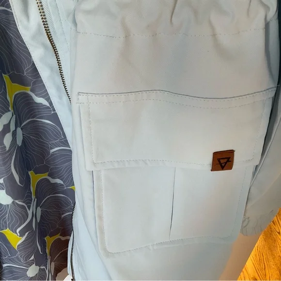 Spring jacket in Light Blue - Picture 6 of 6